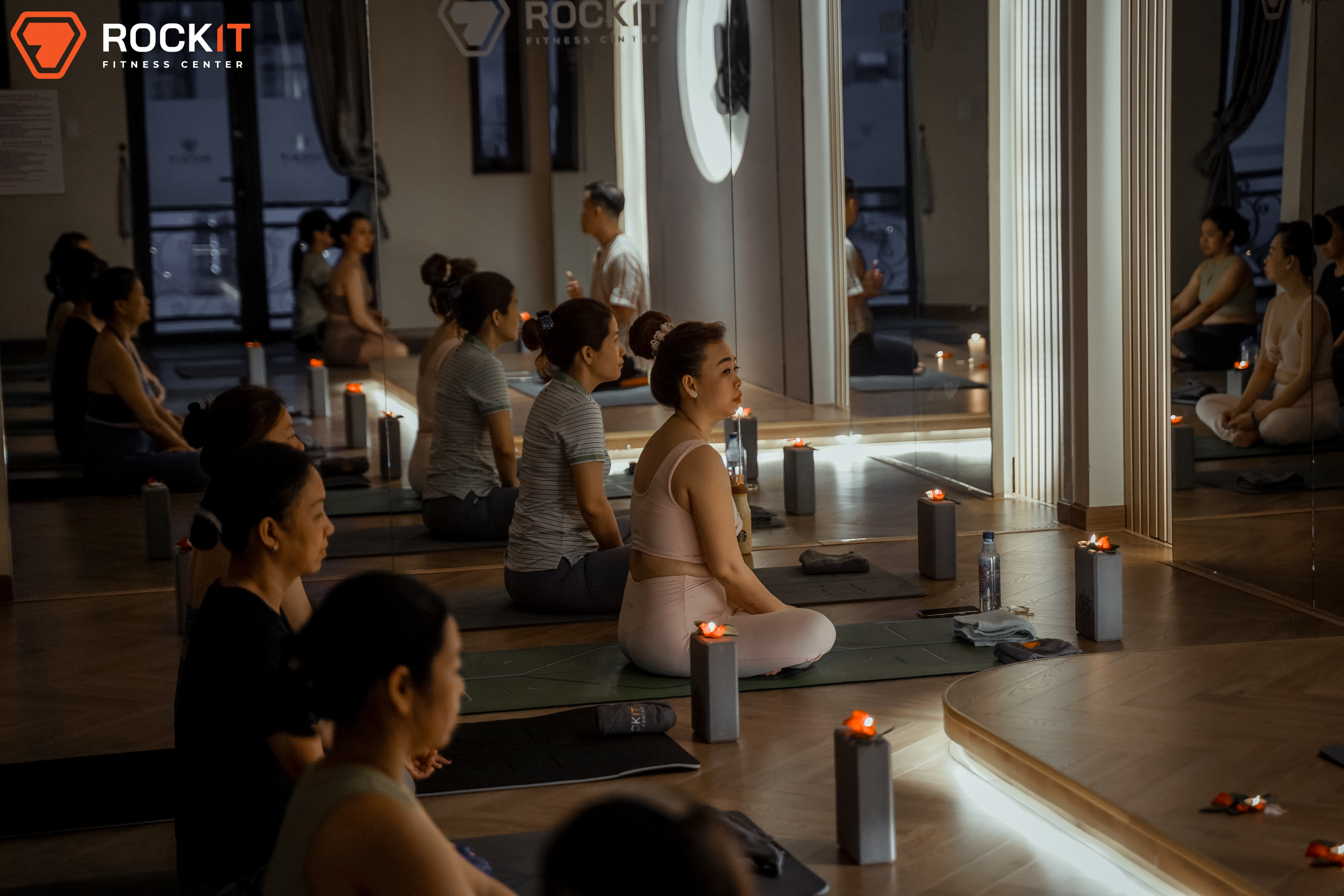 -yoga-thien-nen-trataka-–-giot-nuoc-mat-cua-su-giai-thoat
