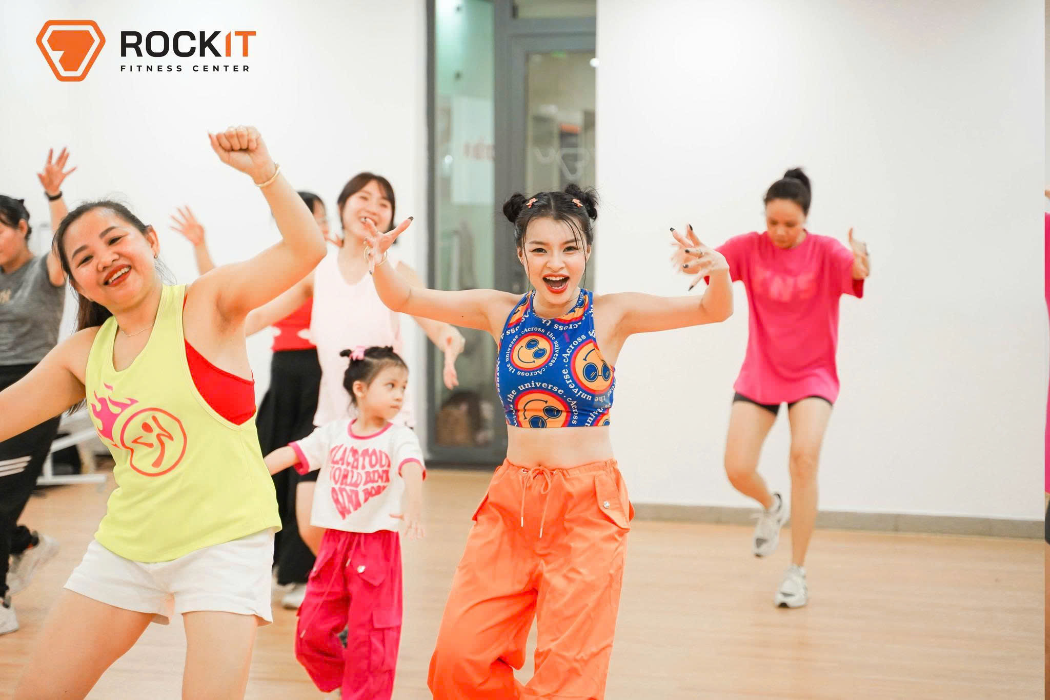 kham-pha-lop-hoc-dance-cho-nguoi-moi-bat-dau