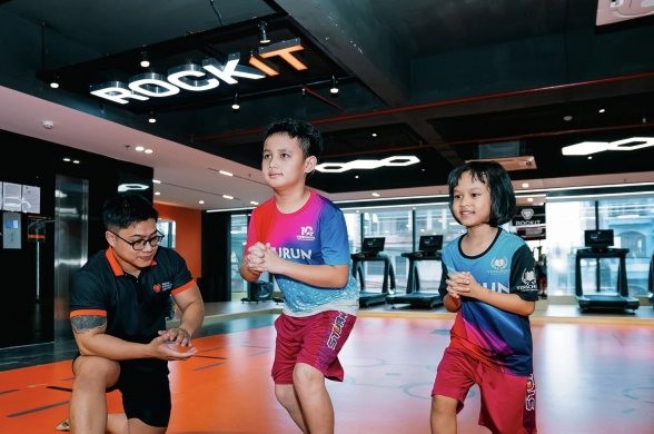 chuong-trinh-he-nang-dong-cho-tre-tai-rock-it-fitness